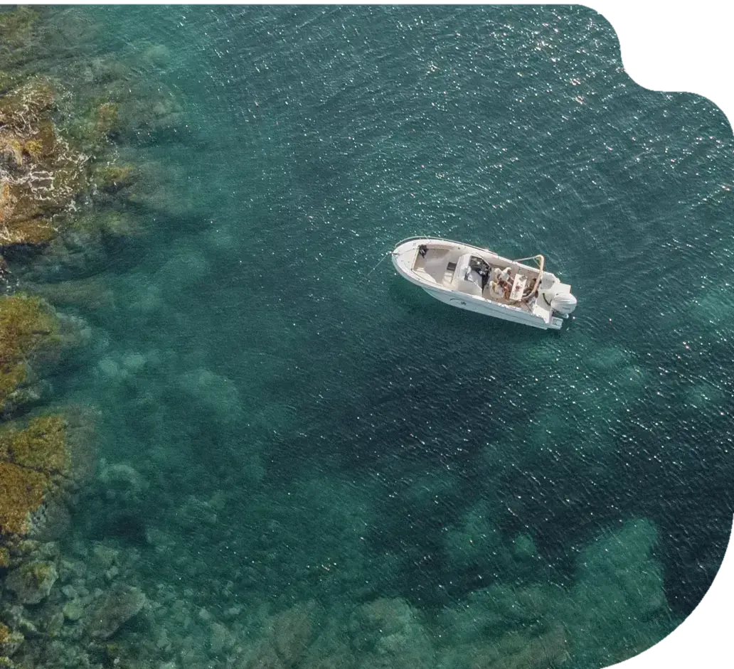 Bateau Pacific Craft en navigation