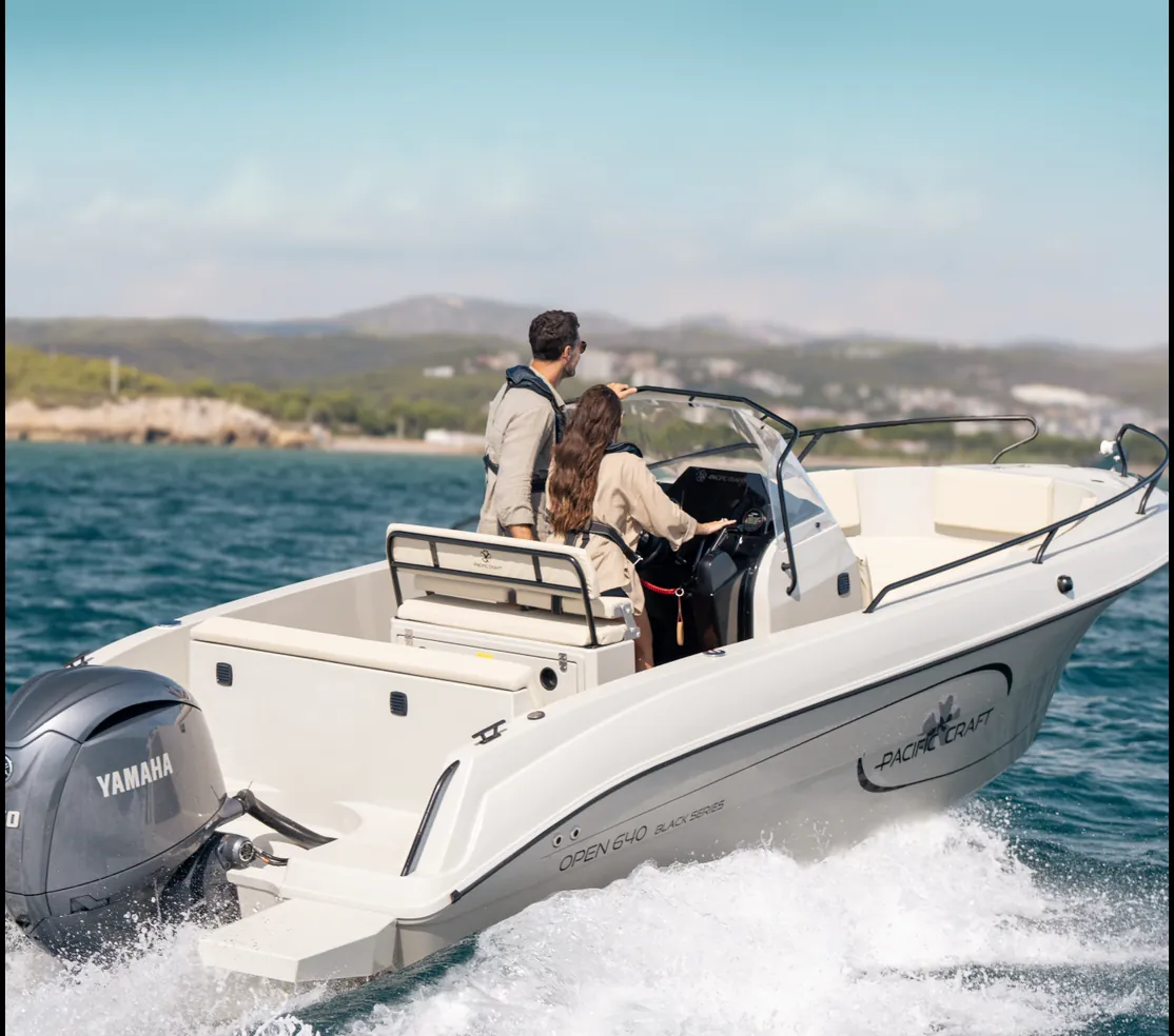 Pacific Craft 640 Open en navigation